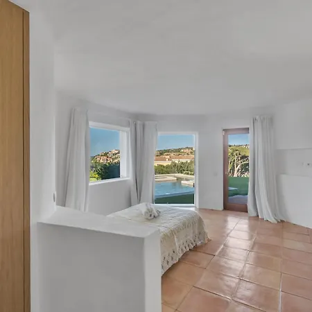 Lusso - Centro Vista Yacht Porto Cervo