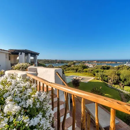 Lusso - Centro Vista Yacht Porto Cervo