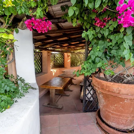 Lusso - Centro Vista Yacht Porto Cervo