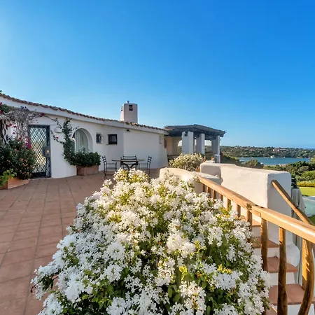 Lusso - Centro Vista Yacht 别墅 *