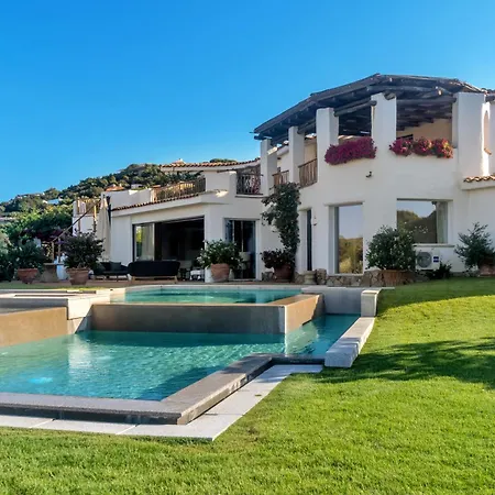 Lusso - Centro Vista Yacht * 切尔沃港